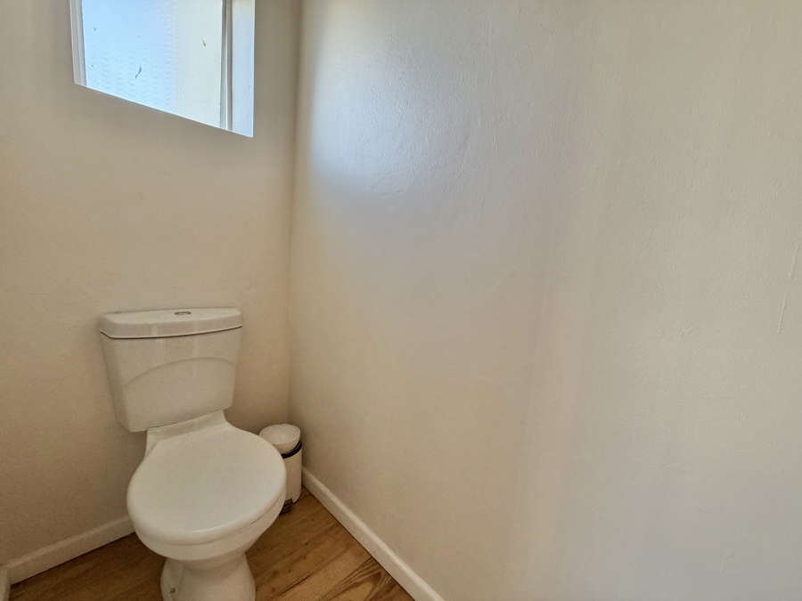 4 Bedroom Property for Sale in Ferreira Town Eastern Cape
